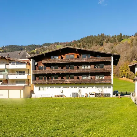 Brixen Alpin Living 15 Apartament Brixen im Thale
