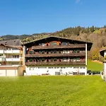 Brixen Alpin Living 15 Apartamento Brixen im Thale